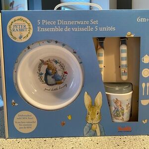 Peter Rabbit 5 Piece Dinnerwear Set - NEVER OPENED!